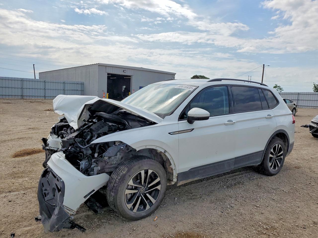 2022 VOLKSWAGEN TIGUAN