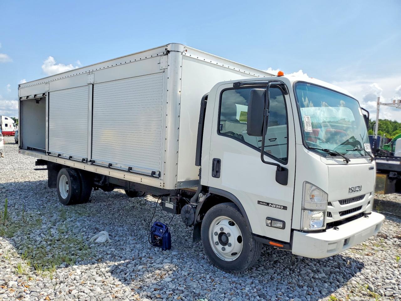 54DE5W1L8NSR00042 · 2022 ISUZU NRR · 4/12