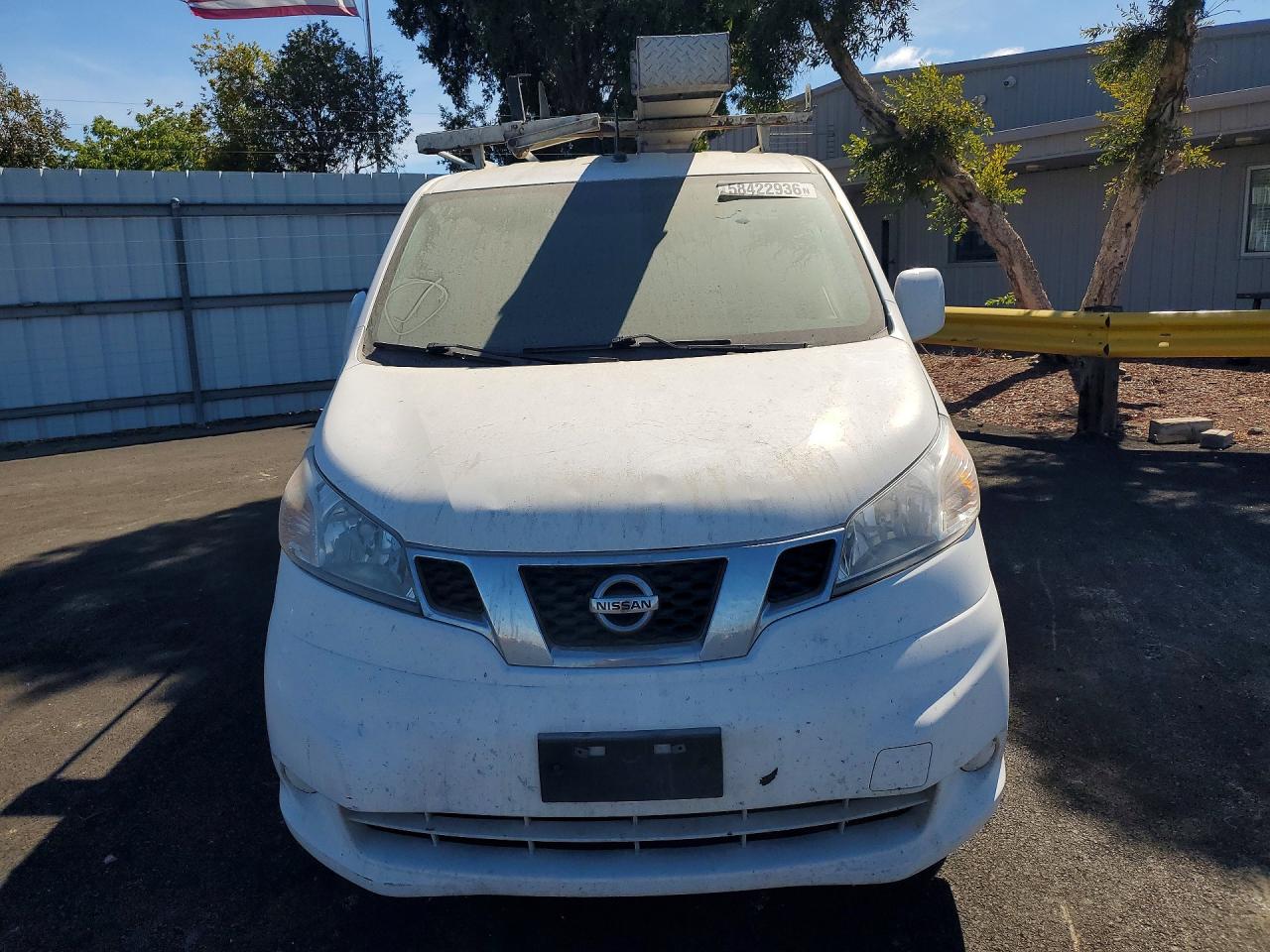 3N6CM0KN5HK715920 · 2017 NISSAN NV200 · 5/12