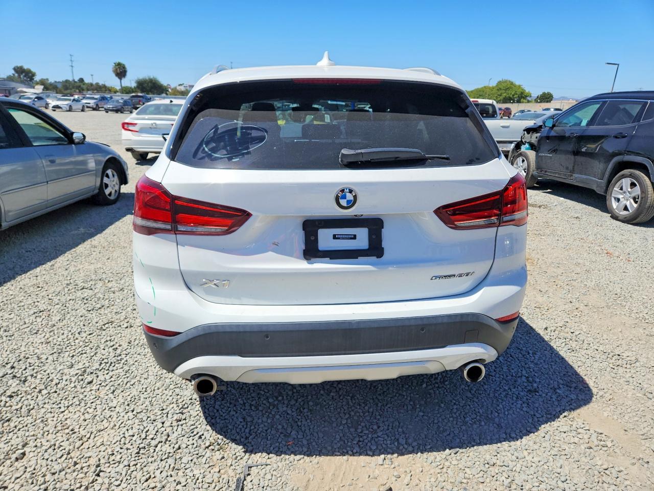 WBXJG7C02L5P75141 · 2020 BMW X1 · 6/13