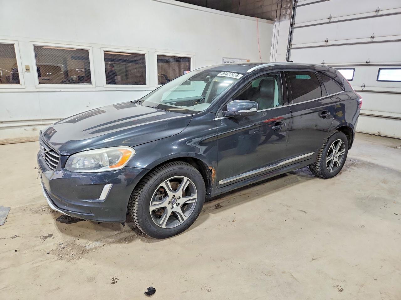 YV4902DZ2E2502724 · 2014 VOLVO XC60