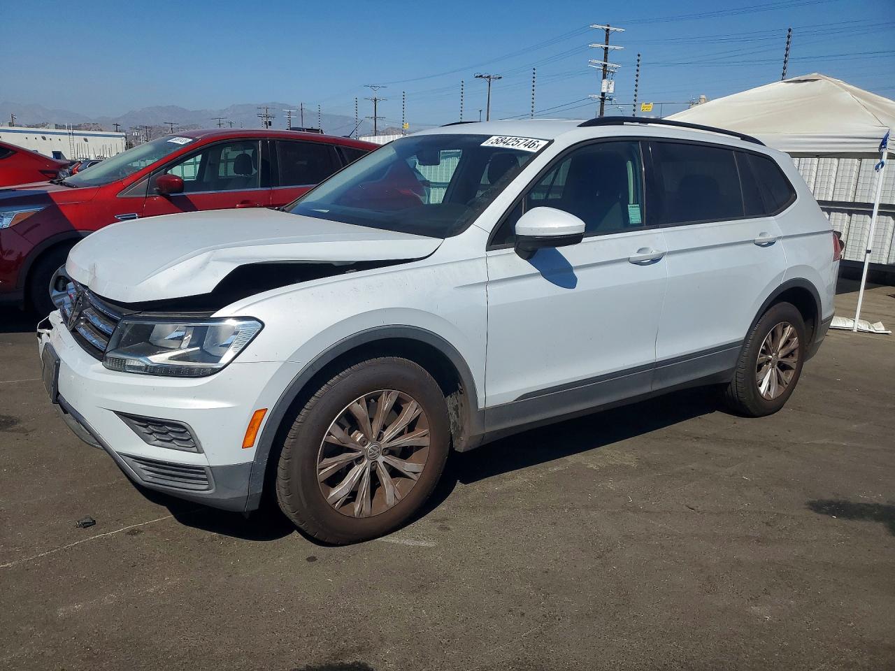 3VV1B7AX2KM033165 · 2019 VOLKSWAGEN TIGUAN