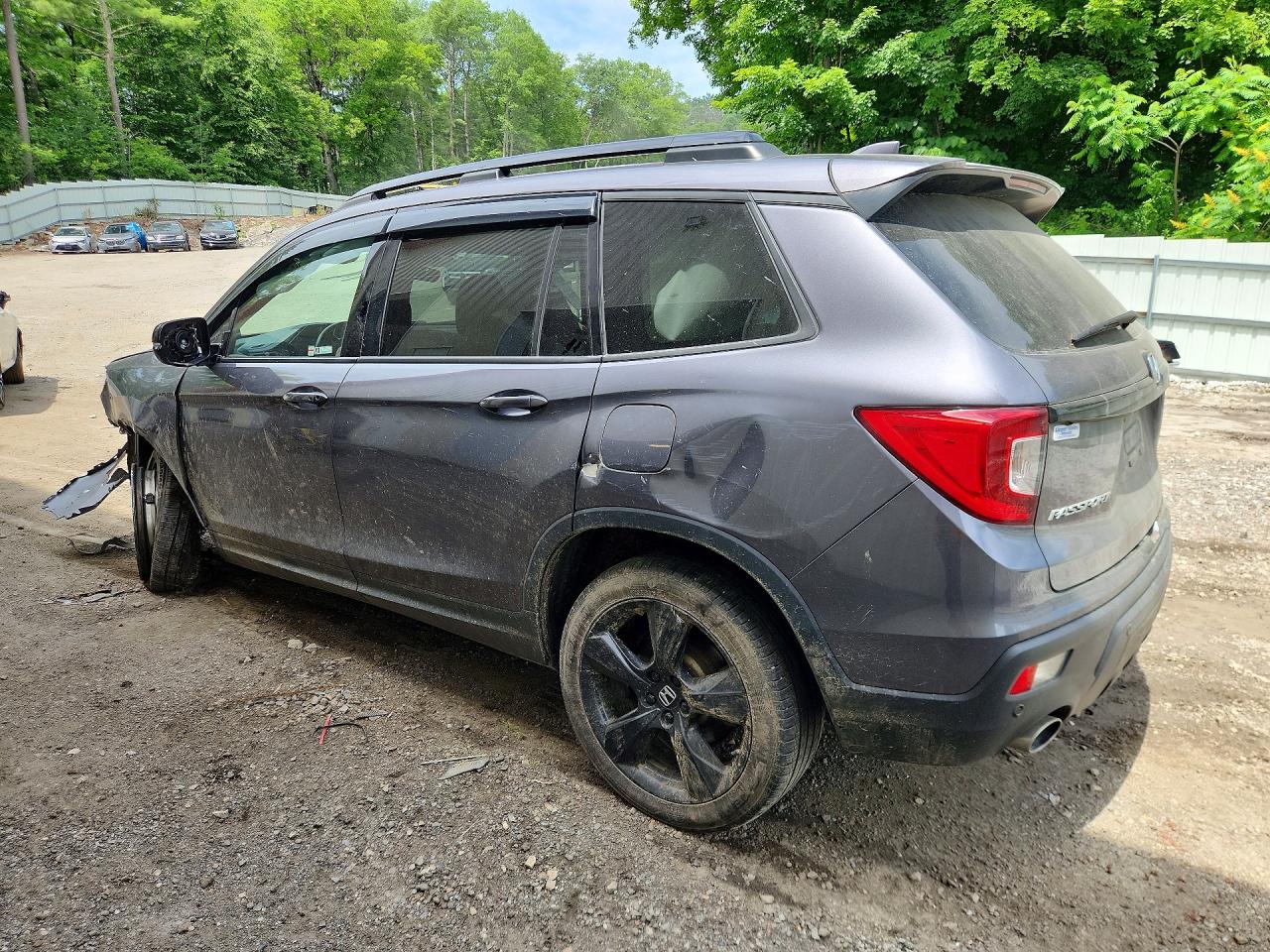 5FNYF8H09MB001322 · 2021 HONDA PASSPORT · 2/13