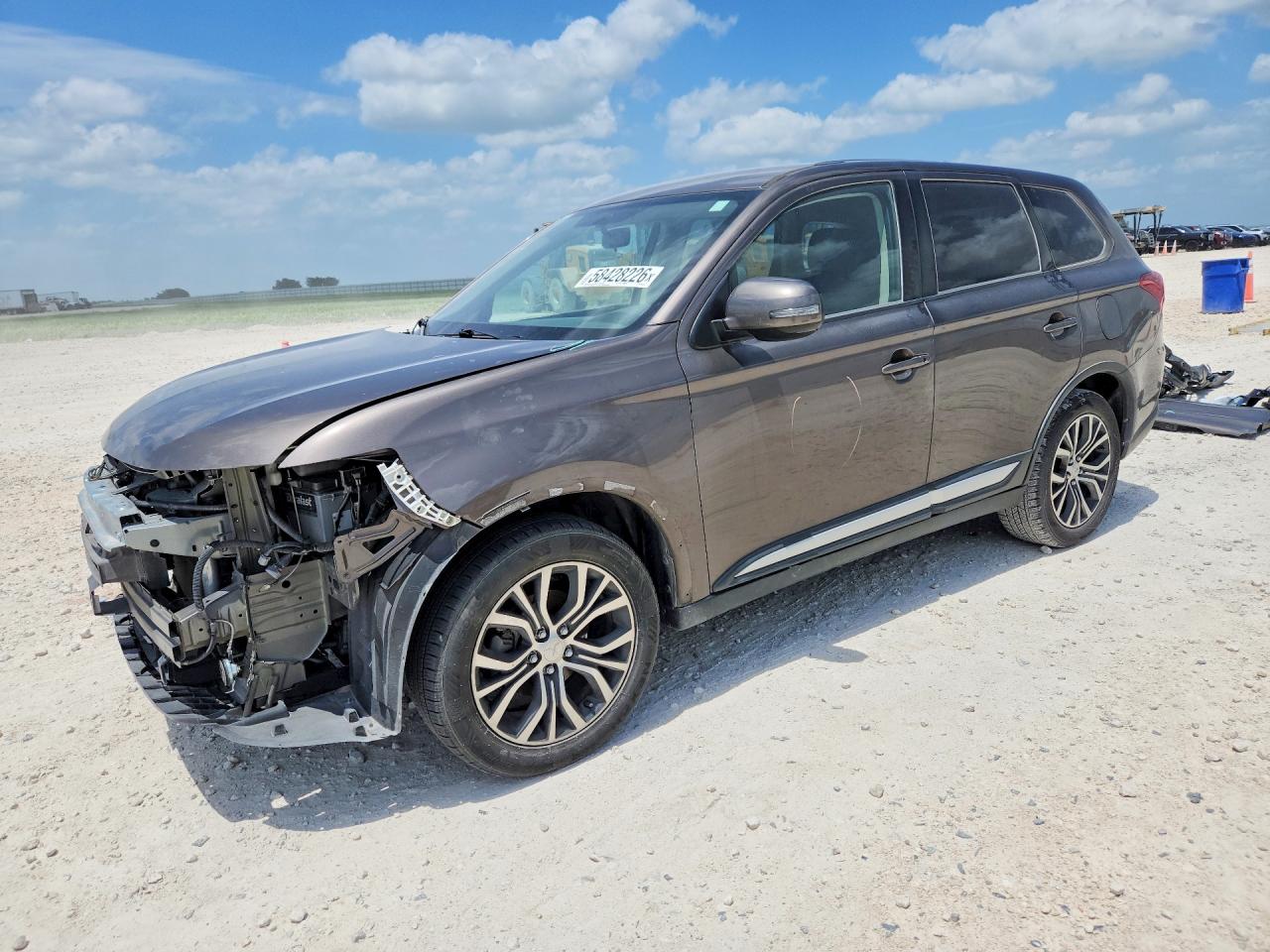 JA4AD3A39HZ062260 · 2017 MITSUBISHI OUTLANDER