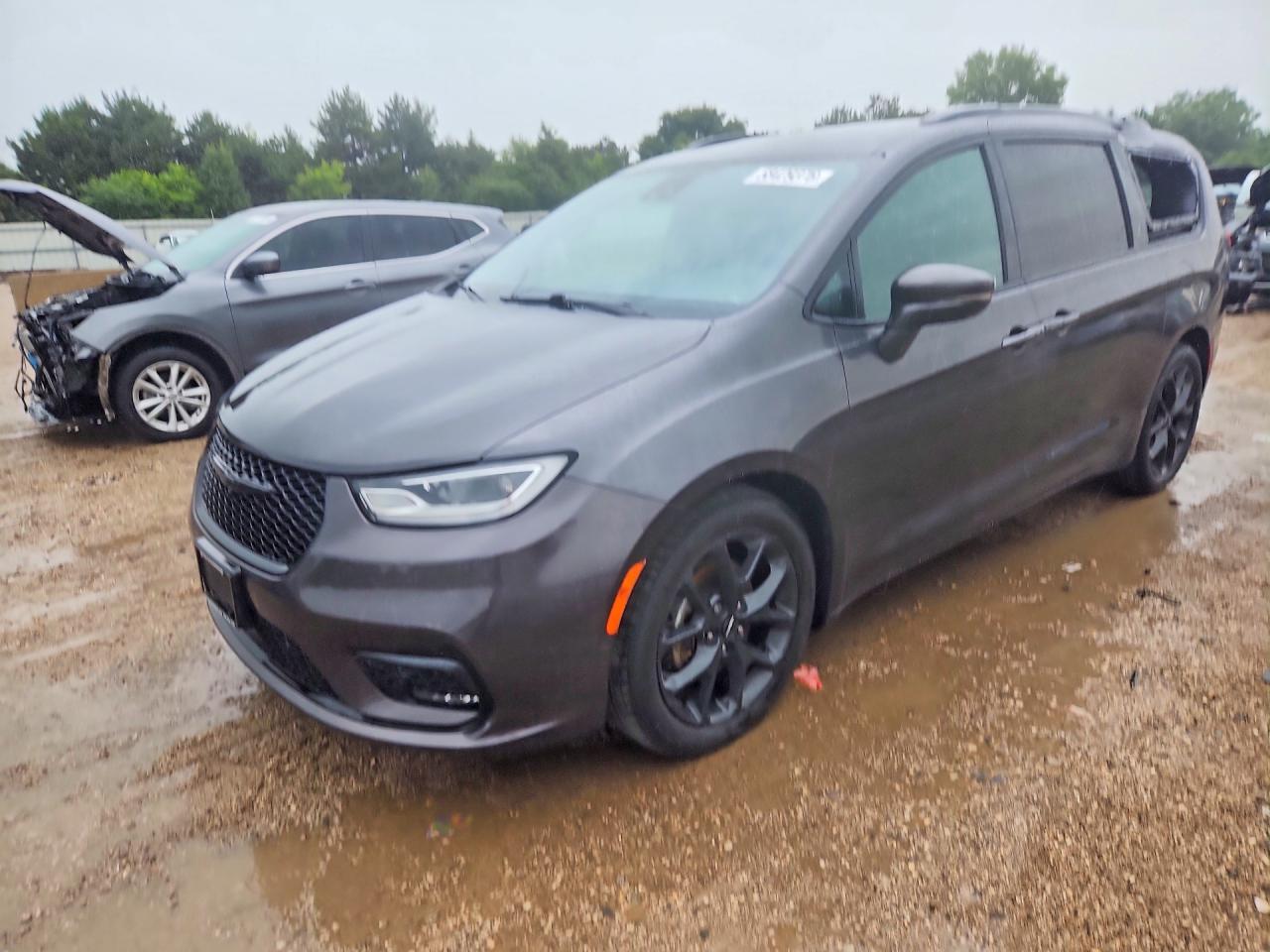 2C4RC1BG3MR500857 · 2021 CHRYSLER PACIFICA
