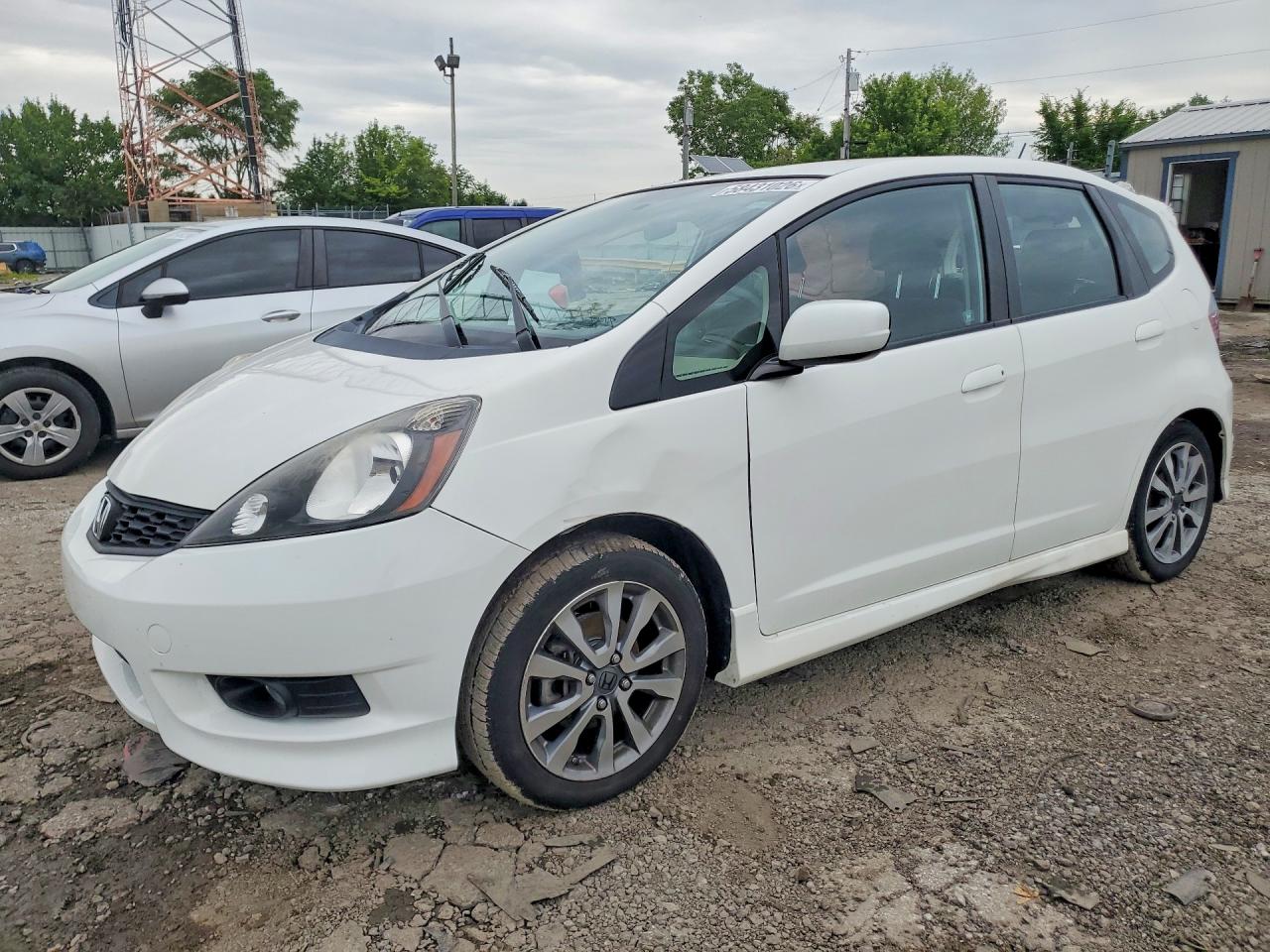 JHMGE8H50DC043996 · 2013 HONDA FIT