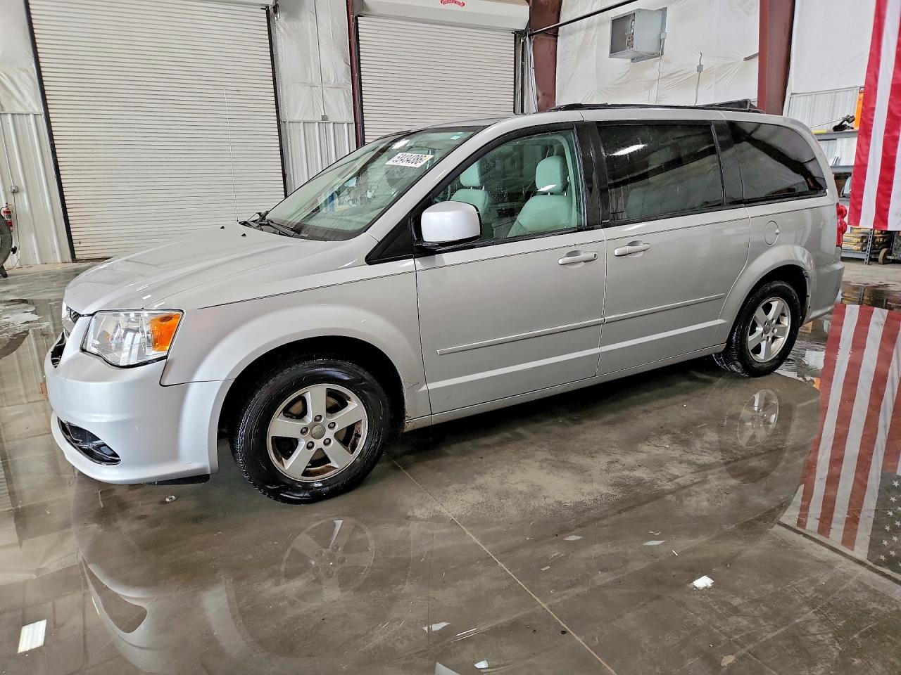 2D4RN3DG9BR692899 · 2011 DODGE GRAND CARAVAN