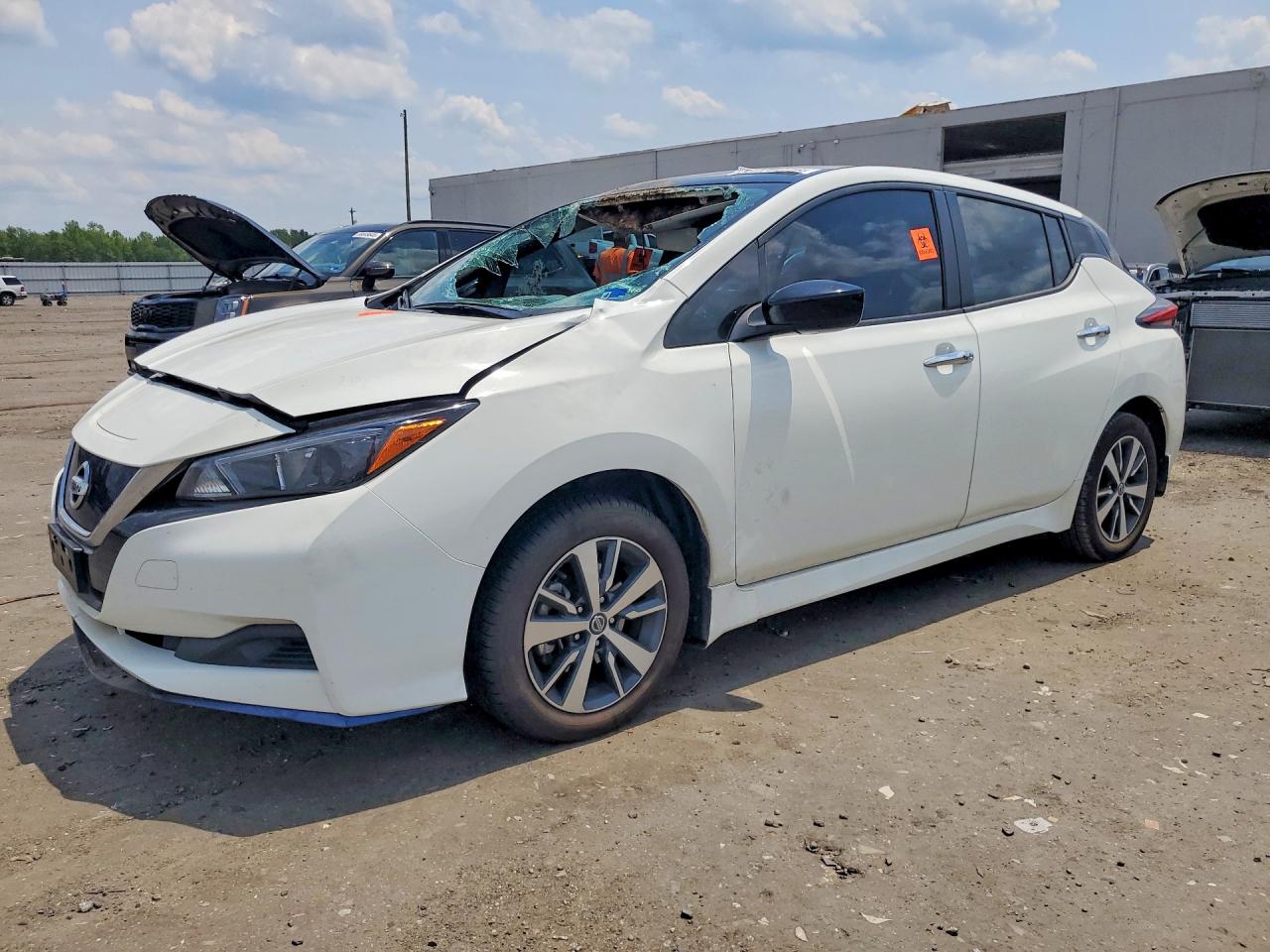 1N4BZ1BV8NC562320 · 2022 NISSAN LEAF