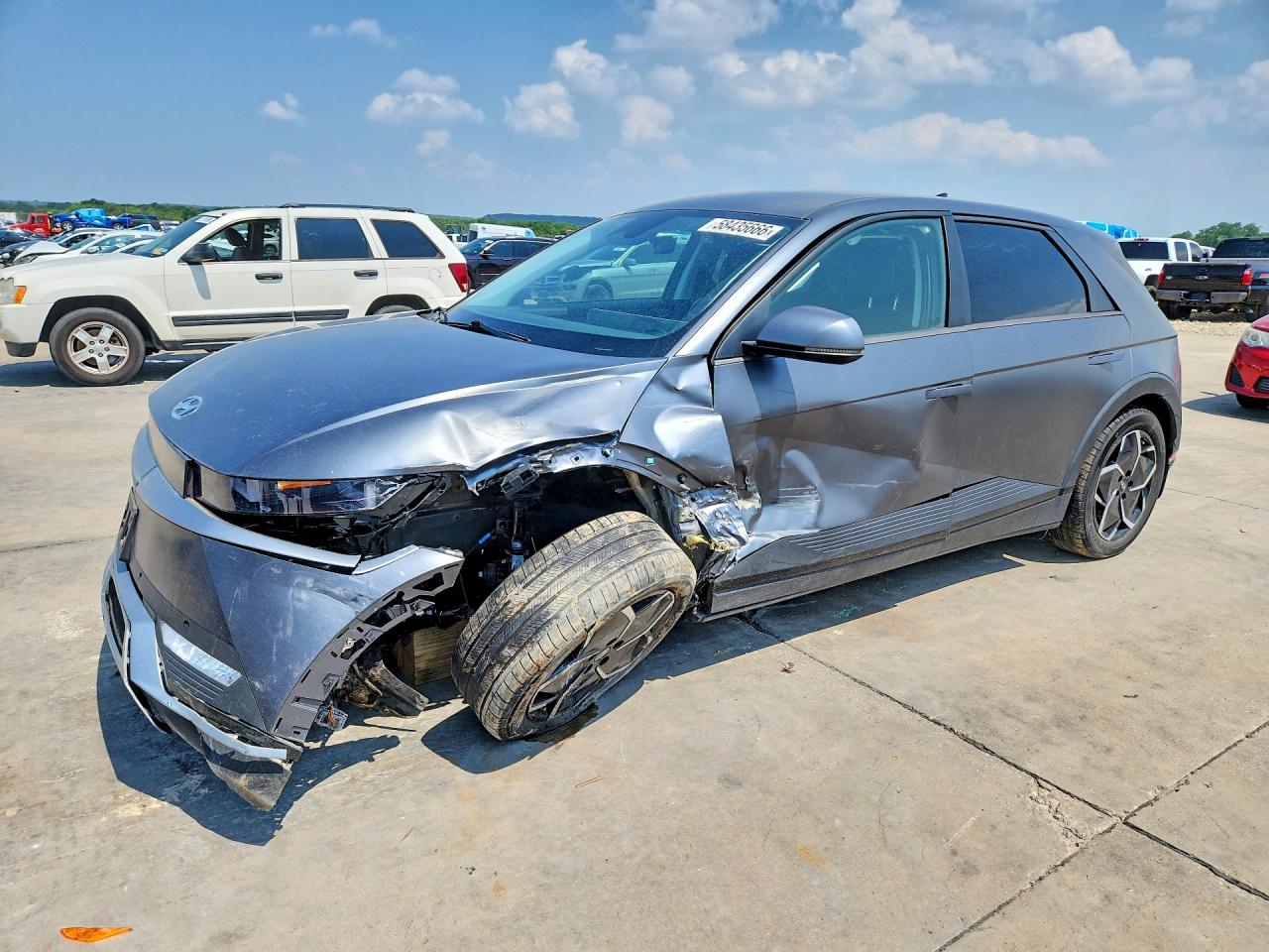 KM8KNDAF3PU180660 · 2023 HYUNDAI IONIQ 5