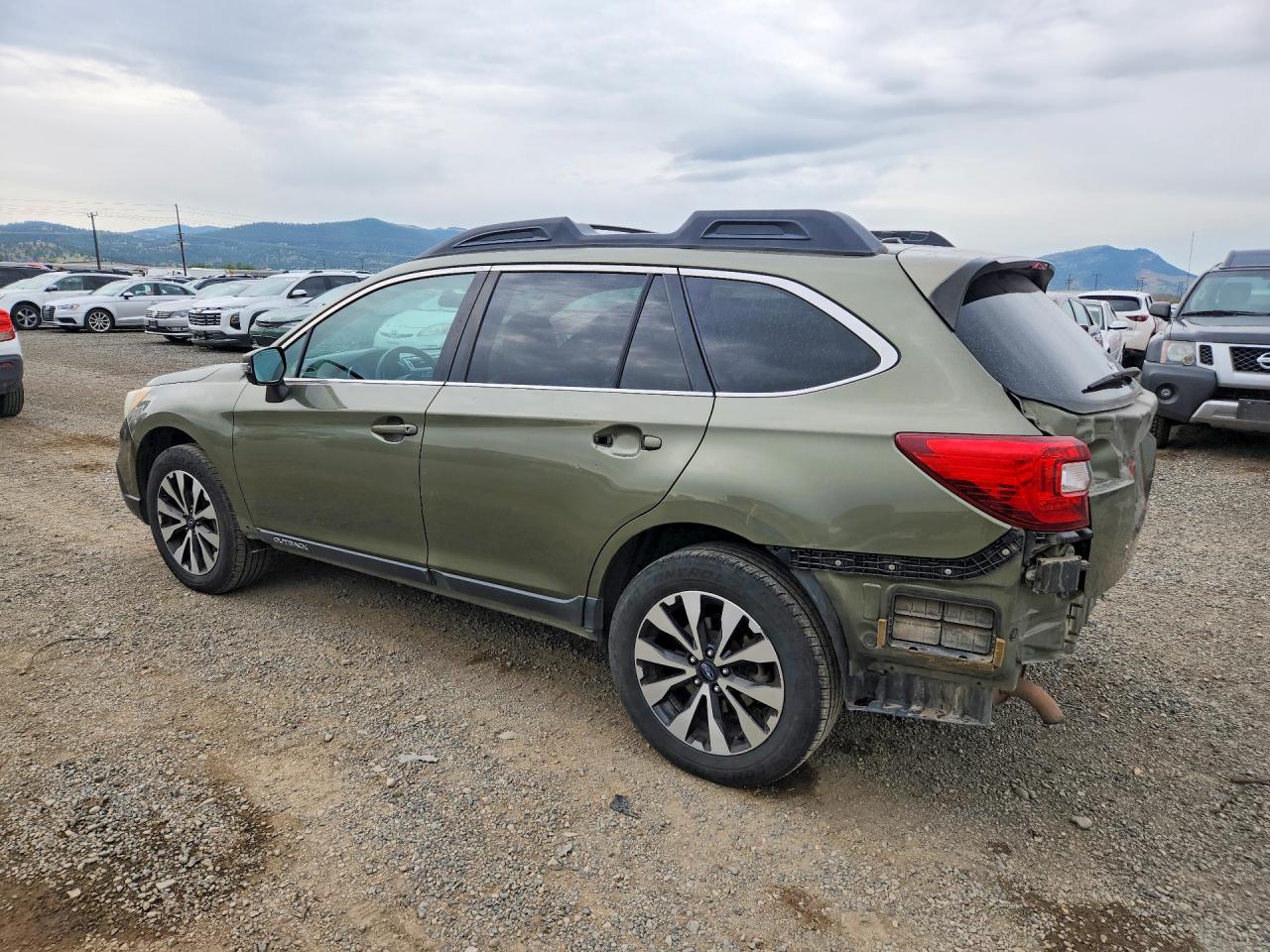 4S4BSAJC3F3343356 · 2015 SUBARU OUTBACK · 2/13