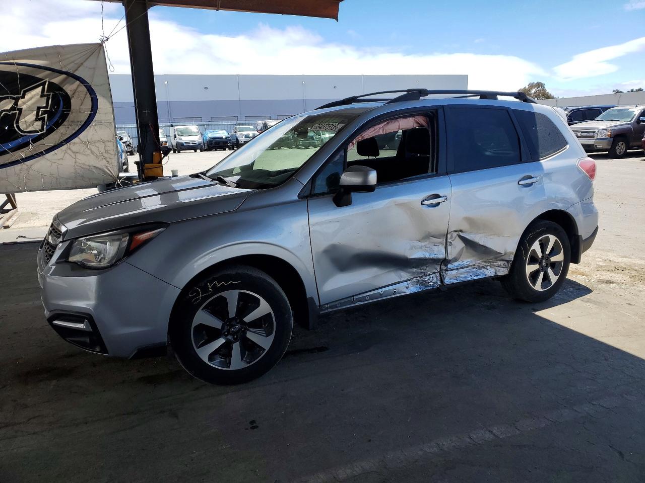 JF2SJAGC0HH802347 · 2017 SUBARU FORESTER