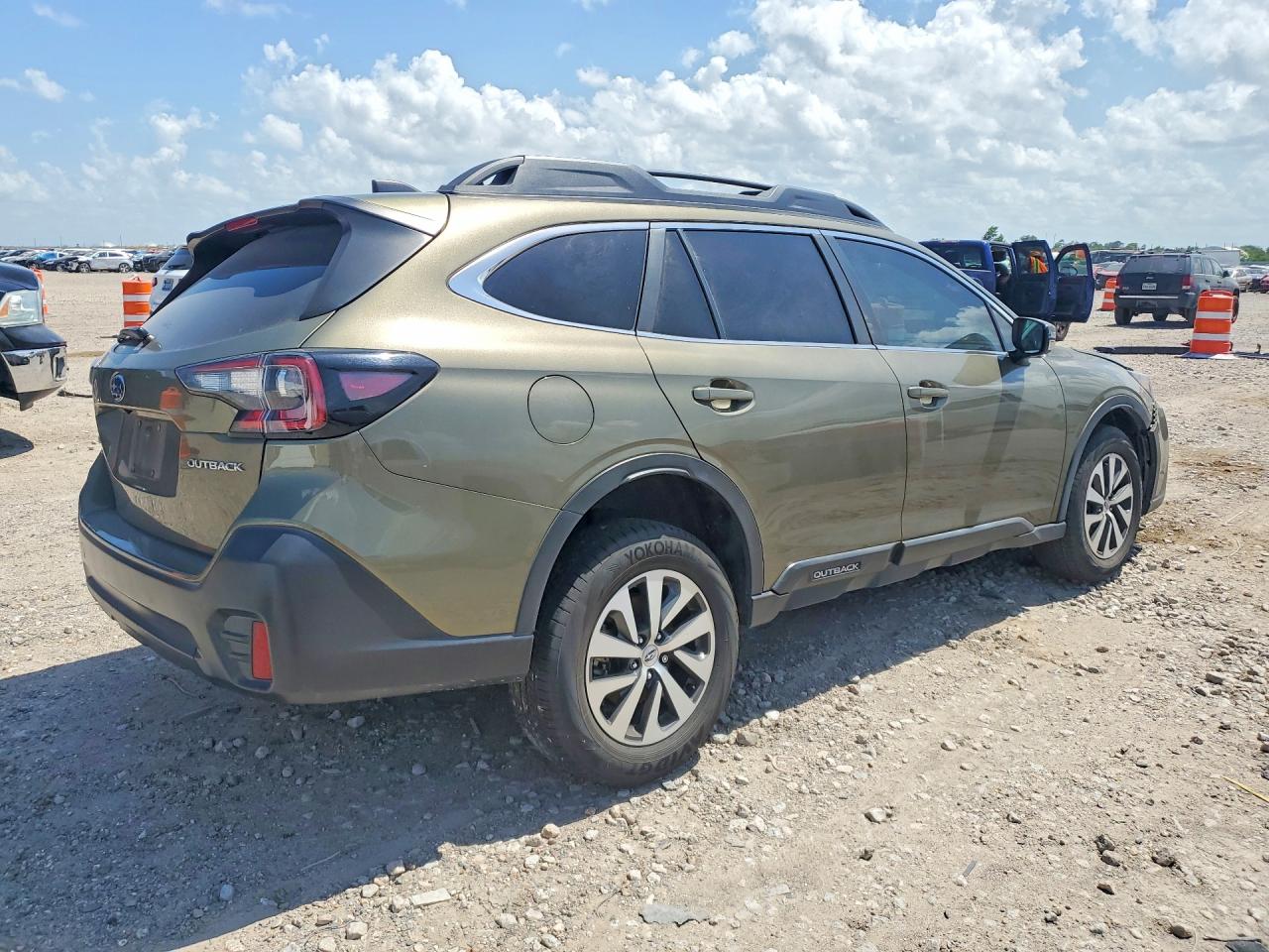 4S4BTAFC1N3165127 · 2022 SUBARU OUTBACK · 3/12
