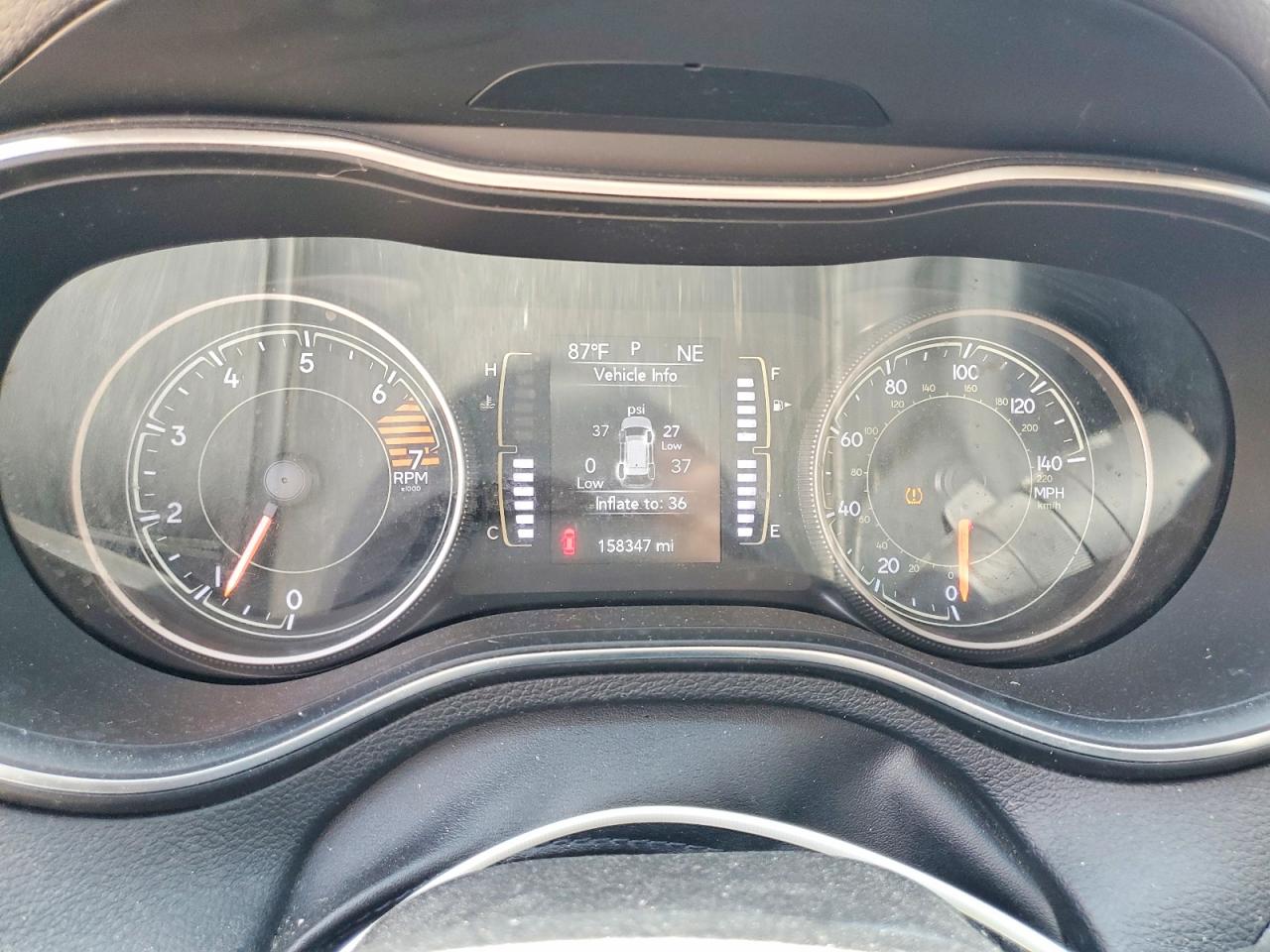 1C4PJMLB3KD192753 · 2019 JEEP CHEROKEE · 9/14