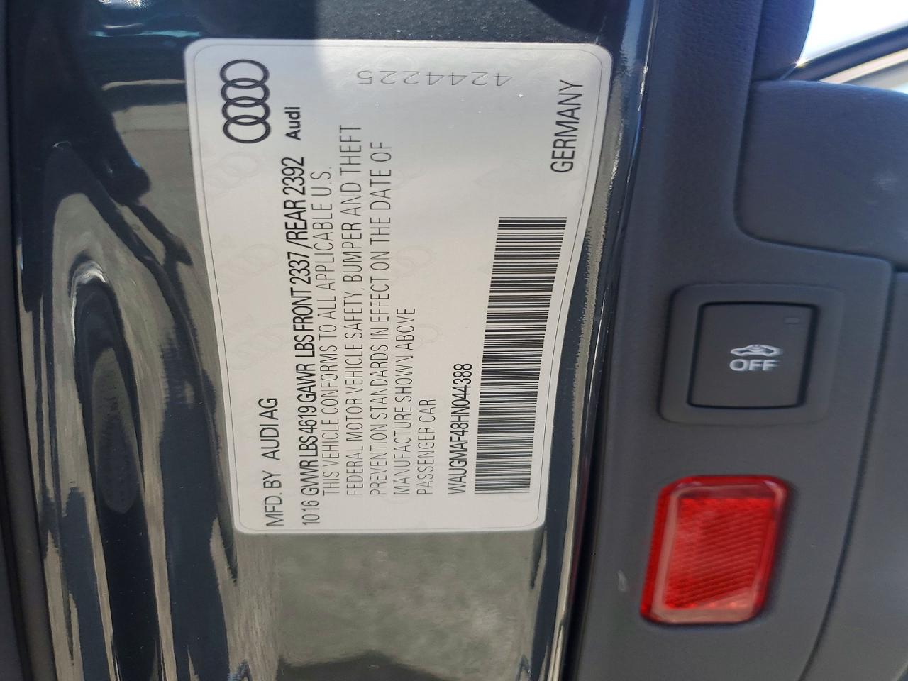 WAUGMAF48HN044388 · 2017 AUDI A4 · 12/12
