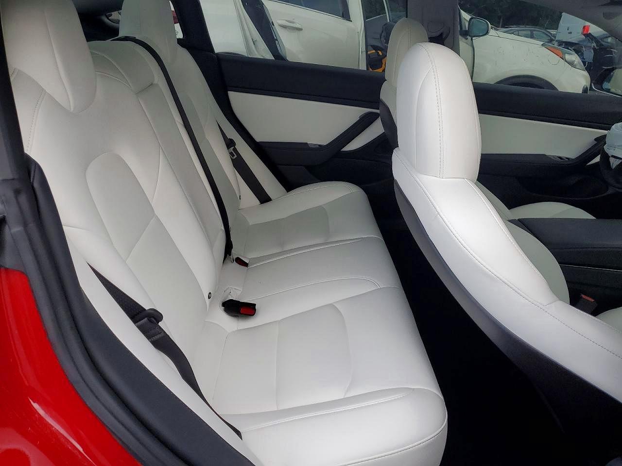 5YJ3E1EB2JF135224 · 2018 TESLA MODEL 3 · 10/12