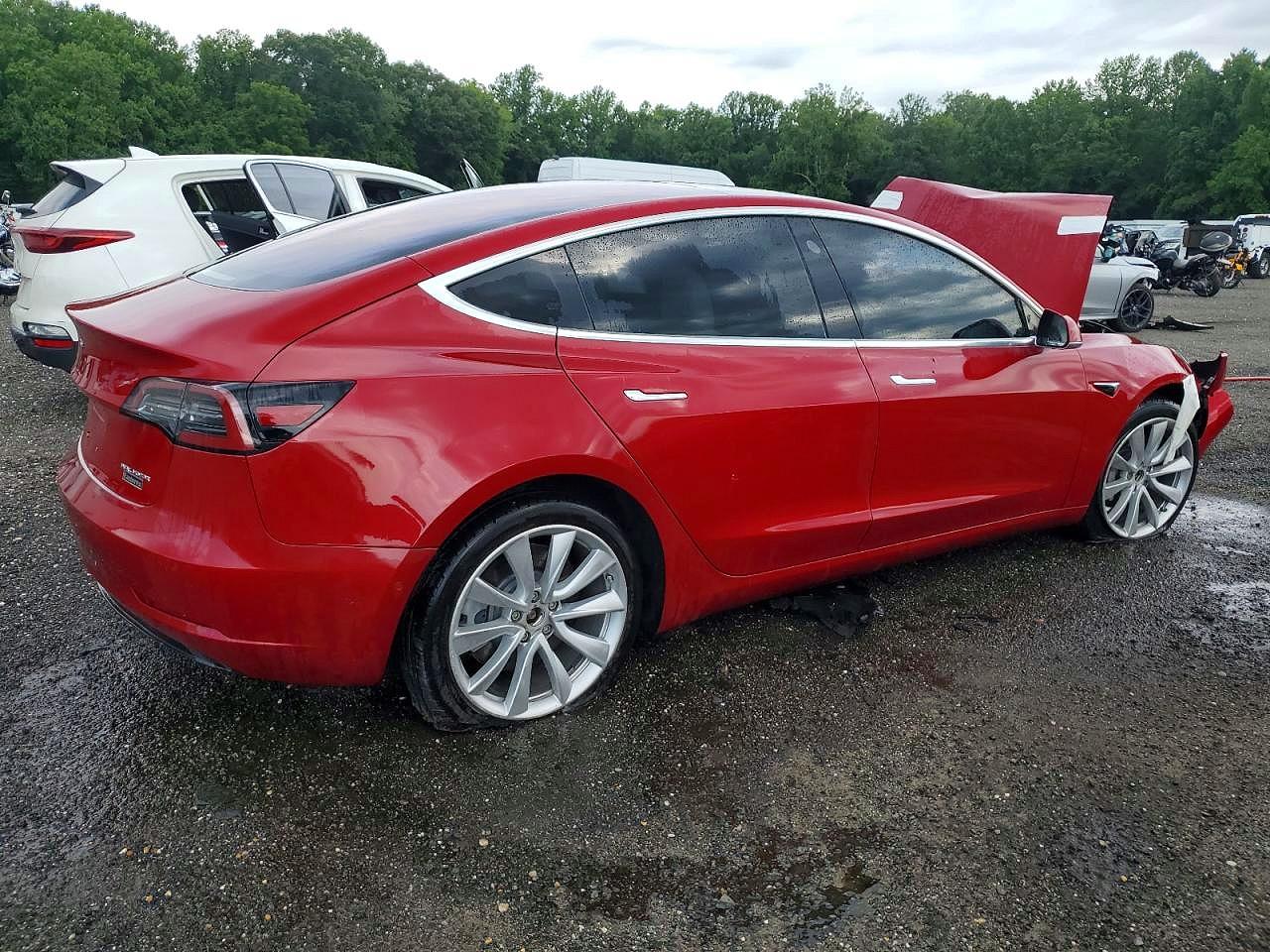 5YJ3E1EB2JF135224 · 2018 TESLA MODEL 3 · 3/12