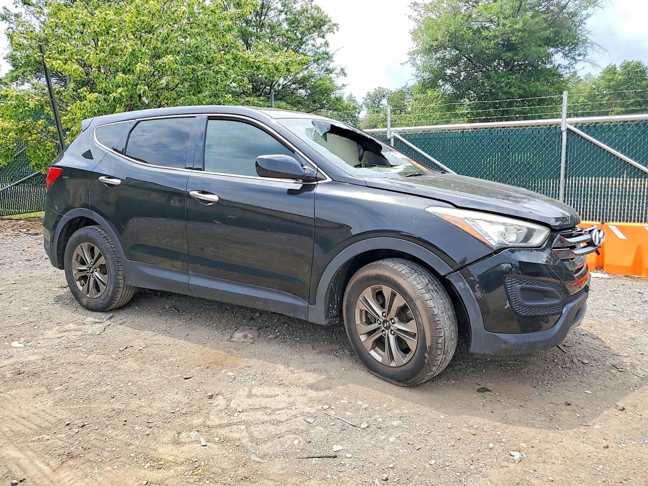 5XYZTDLB3GG349449 · 2016 HYUNDAI SANTA FE SPORT · 4/13