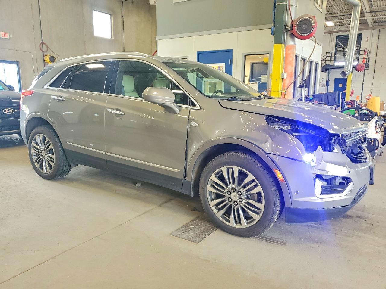 1GYKNFRS9JZ113342 · 2018 CADILLAC XT5 · 4/13