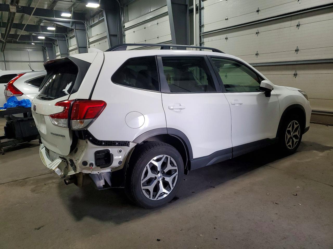JF2SKAGCXLH449489 · 2020 SUBARU FORESTER · 3/13