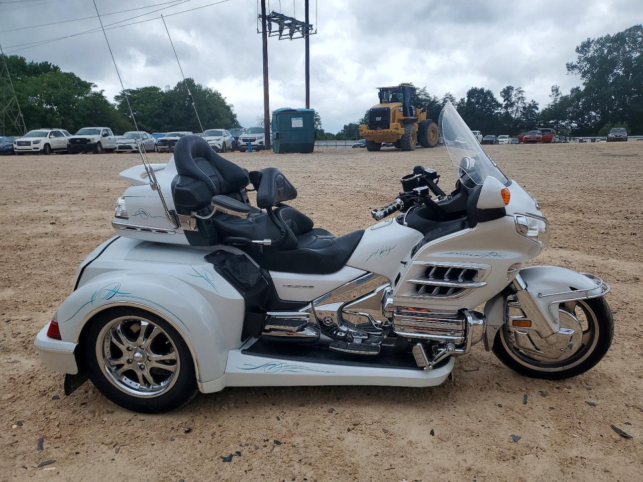 1HFSC47L88A704210 · 2008 HONDA GL1800