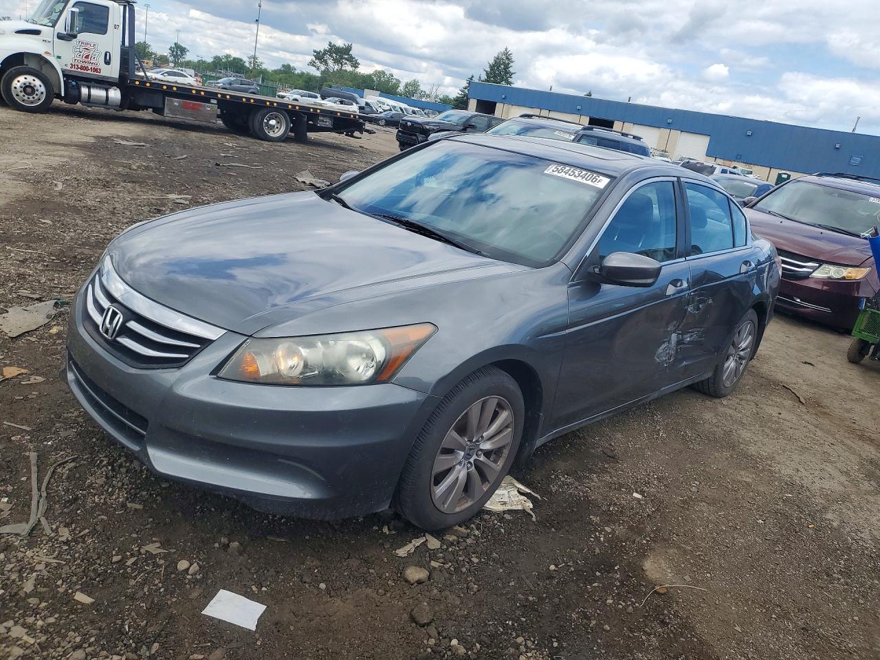 1HGCP2F71BA064300 · 2011 HONDA ACCORD