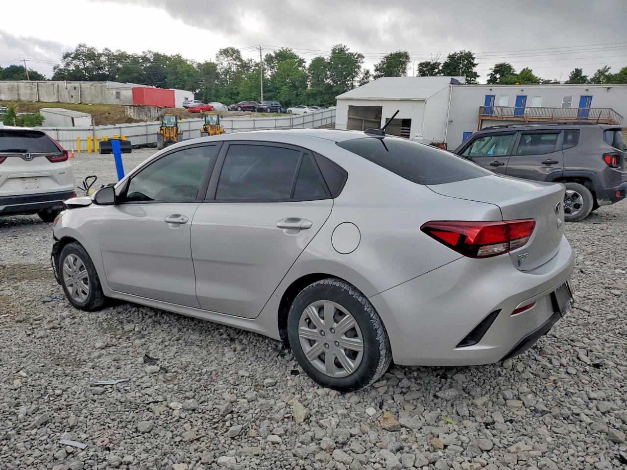 3KPA24AD4ME401281 · 2021 KIA RIO · 2/13