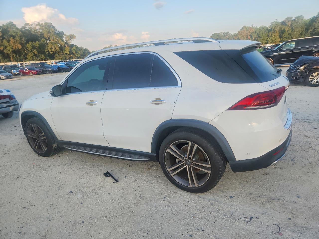 4JGFB4JBXMA459947 · 2021 MERCEDES-BENZ GLE · 2/14