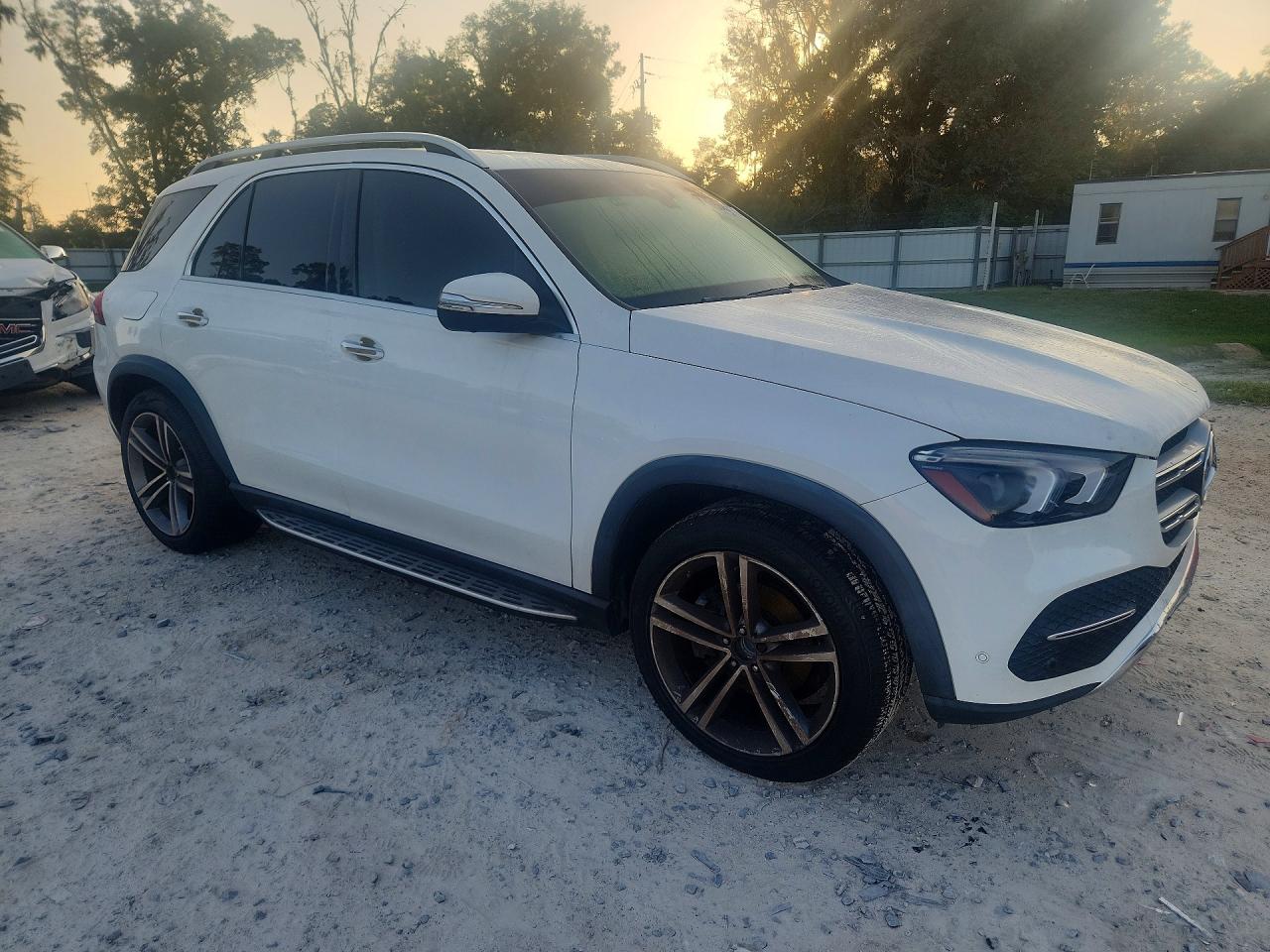 4JGFB4JBXMA459947 · 2021 MERCEDES-BENZ GLE · 4/14