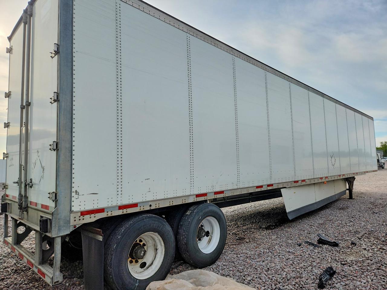 1JJV532D3FL842774 · 2015 WABASH DRY FREIGHT TRAILER · 3/10