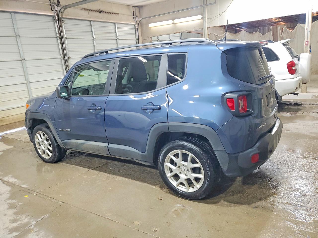 ZACNJDB11NPN72550 · 2022 JEEP RENEGADE · 2/13