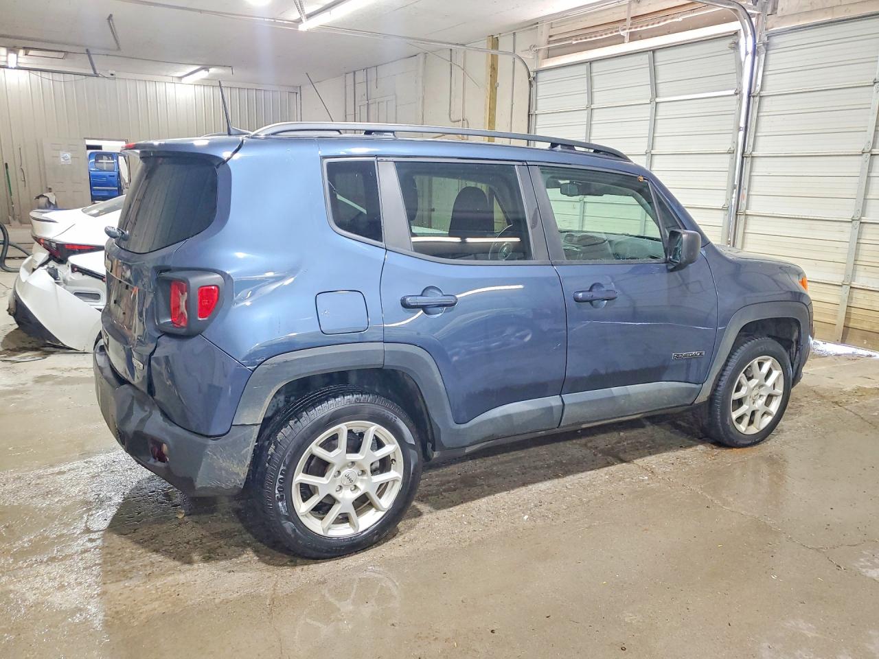 ZACNJDB11NPN72550 · 2022 JEEP RENEGADE · 3/13