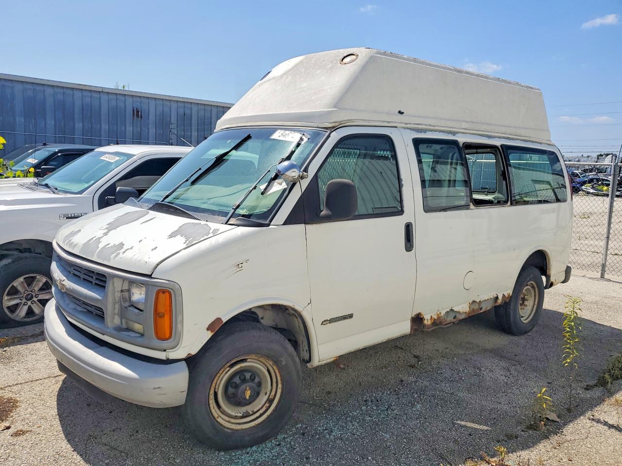 1GCGG25R411238751 · 2001 CHEVROLET EXPRESS G2500