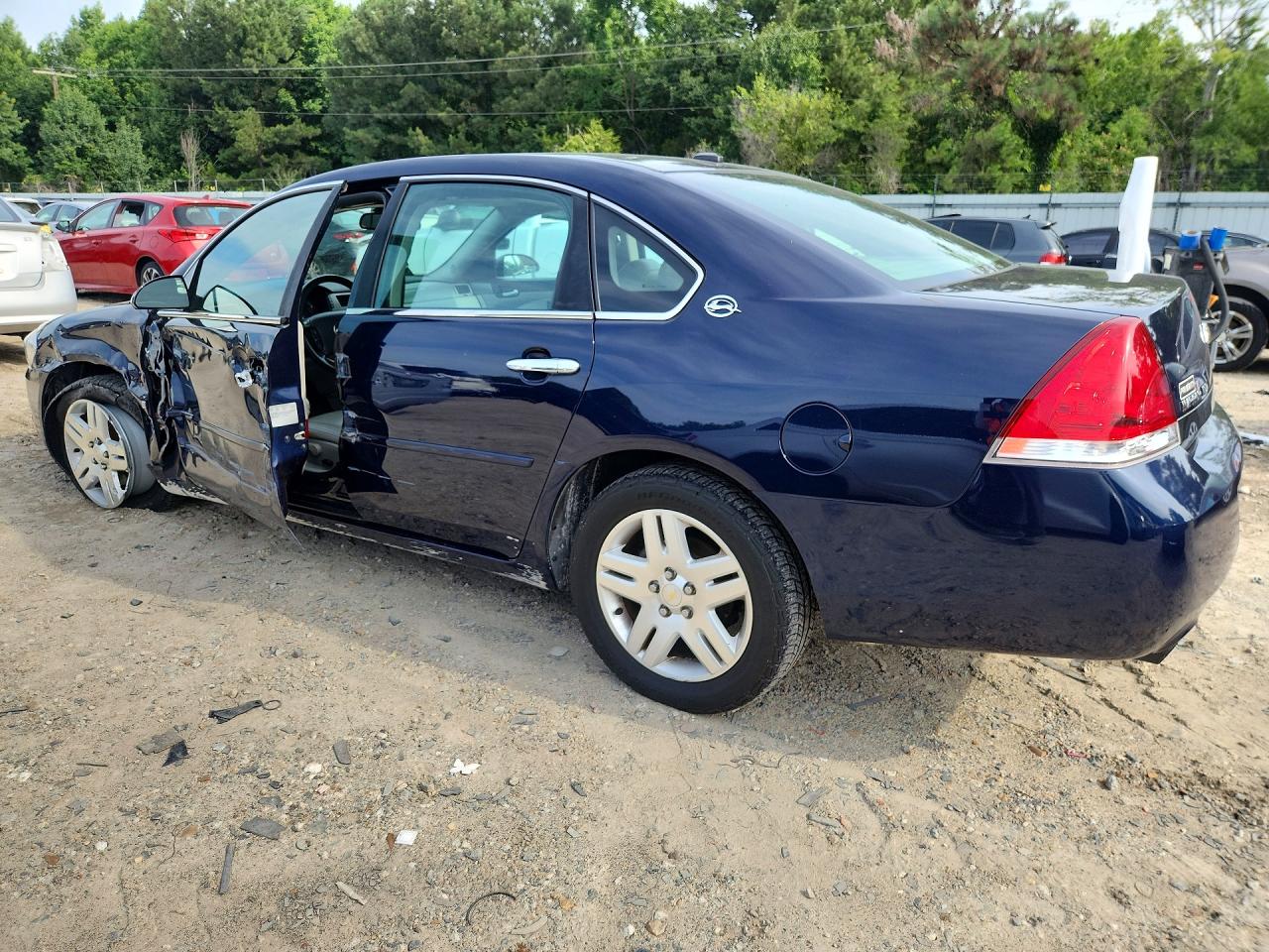 2G1WU58RX79282767 · 2007 CHEVROLET IMPALA · 2/12