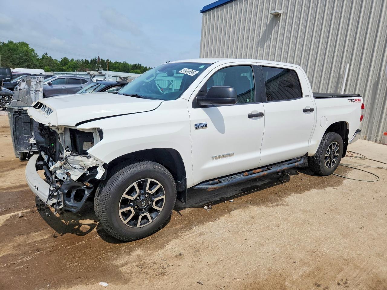 5TFDW5F13JX764690 · 2018 TOYOTA TUNDRA