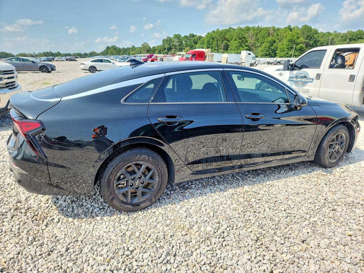 KNAG24J7XT5405136 · 2026 KIA K5 · 3/13