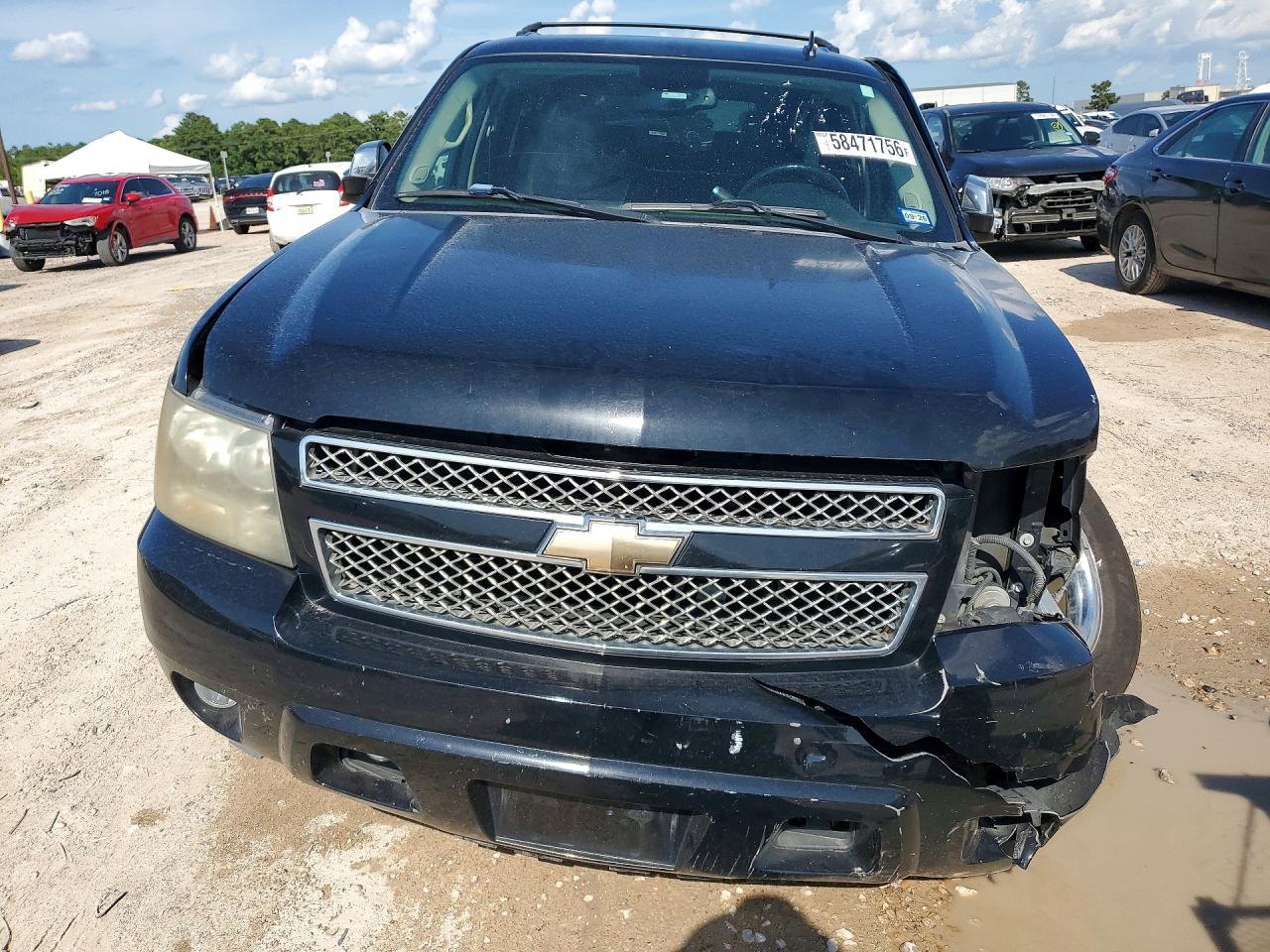 1GNSKKE39BR145643 · 2011 CHEVROLET SUBURBAN · 5/14