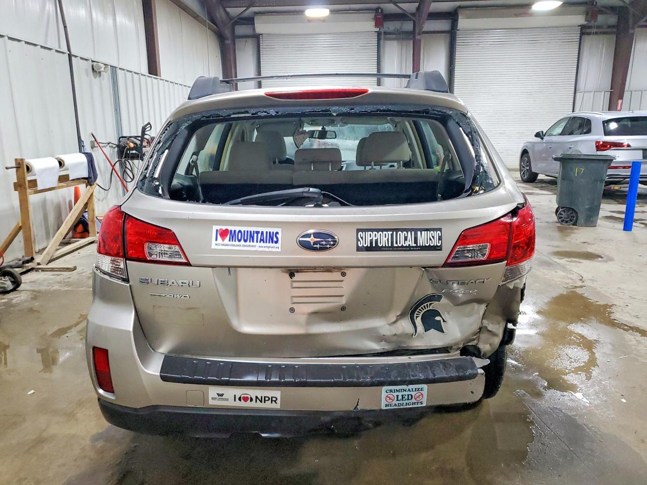 4S4BRBAC9E3324665 · 2014 SUBARU OUTBACK · 6/13