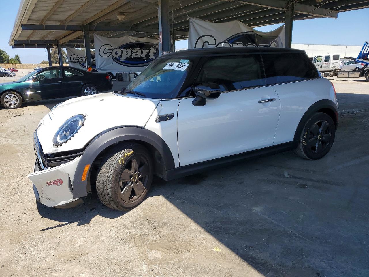 WMW13DJ0XR2V91678 · 2024 MINI COOPER