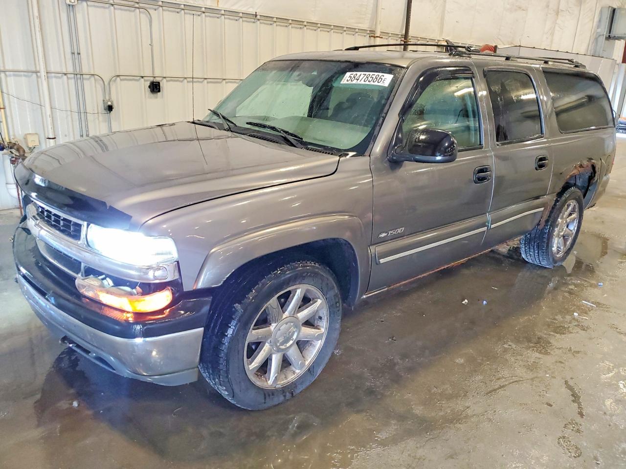 3GNFK16T1YG178820 · 2000 CHEVROLET SUBURBAN