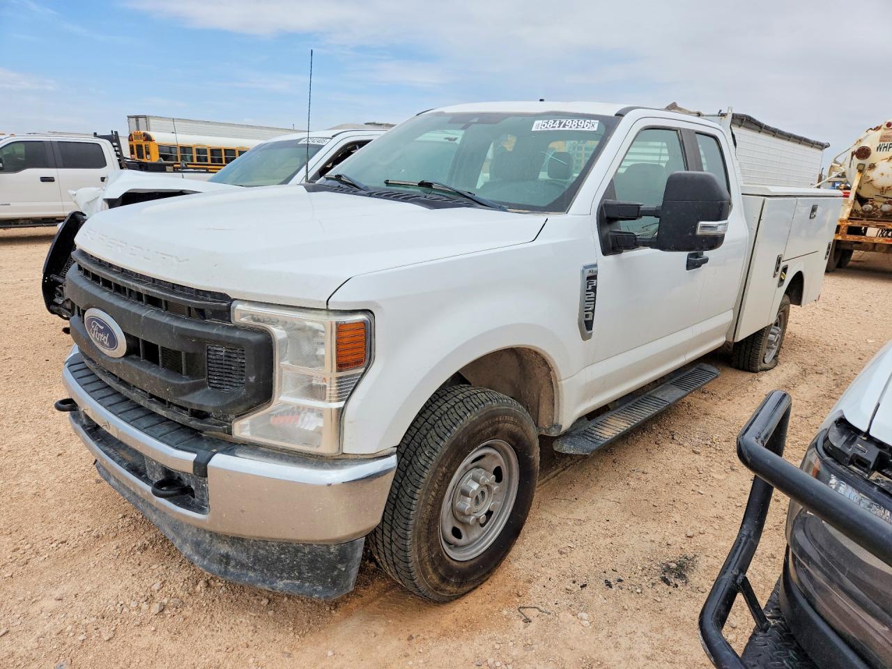 1FT7X2B62NEC70512 · 2022 FORD F250
