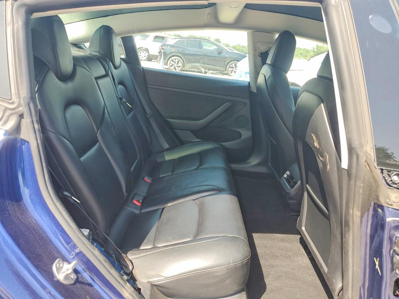 5YJ3E1EA3NF190231 · 2022 TESLA MODEL 3 · 10/12