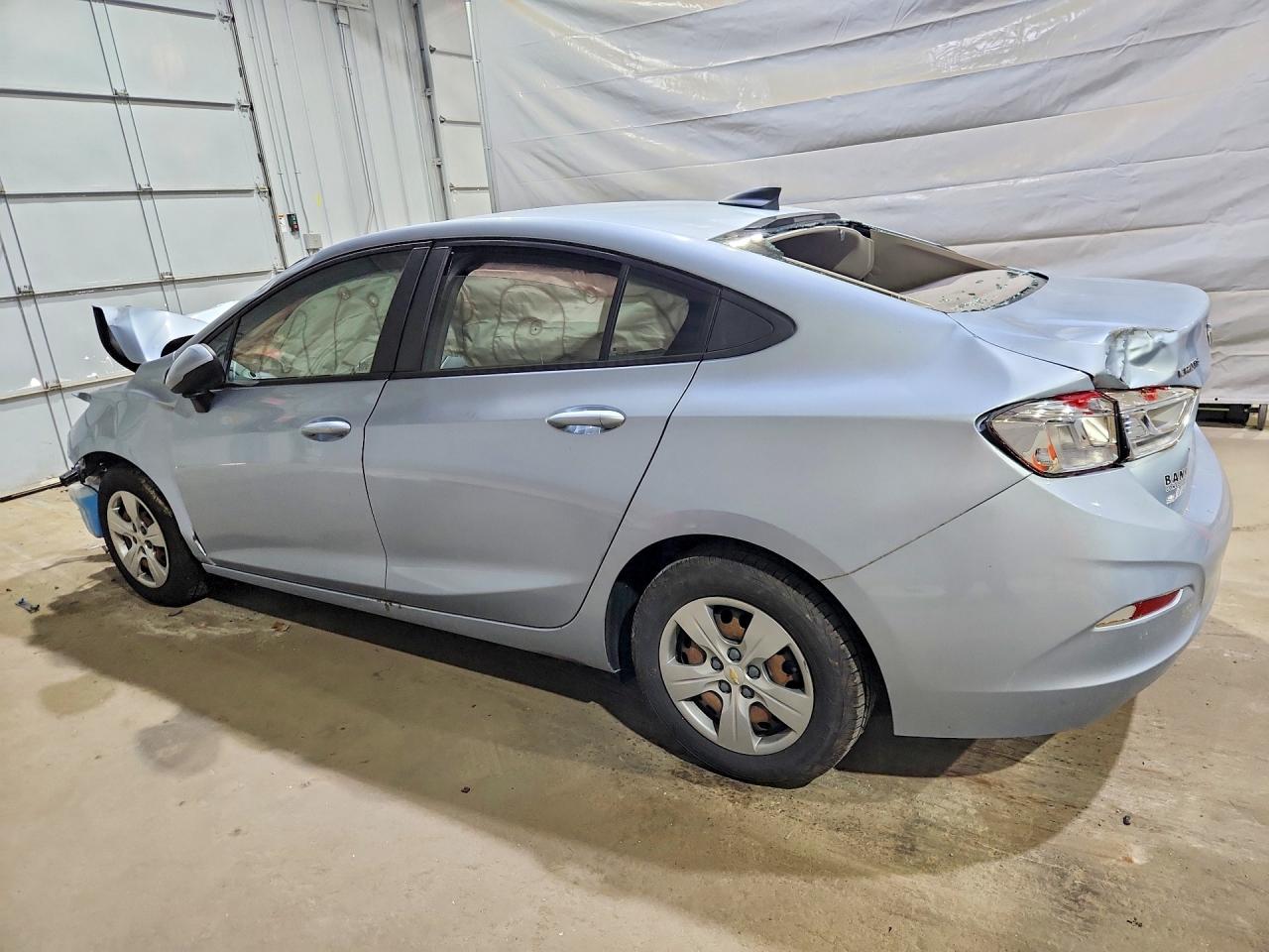 1G1BC5SM3J7111009 · 2018 CHEVROLET CRUZE · 2/12