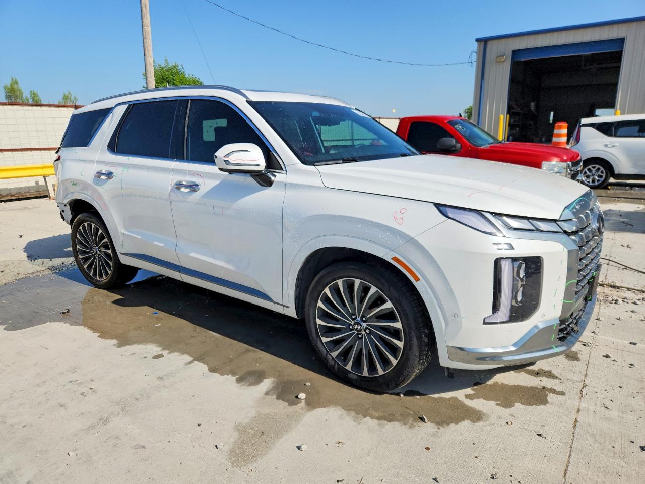 KM8R7DGE0RU761768 · 2024 HYUNDAI PALISADE · 4/14