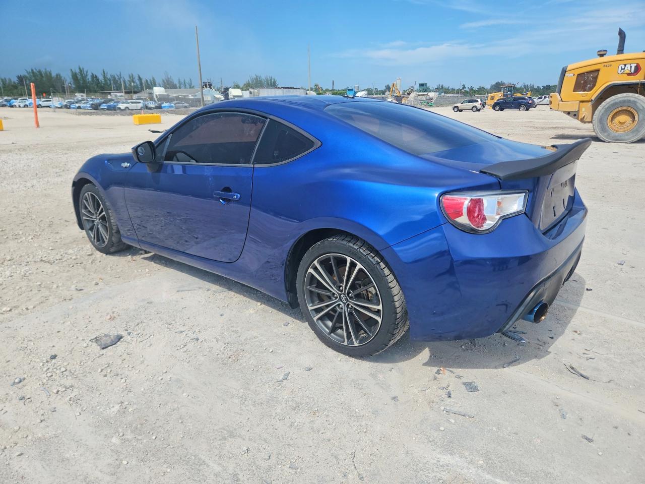 JF1ZNAA15D2732260 · 2013 SCION FR-S · 2/12