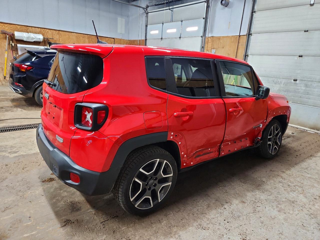 ZACNJDAB1MPM22382 · 2021 JEEP RENEGADE · 3/13