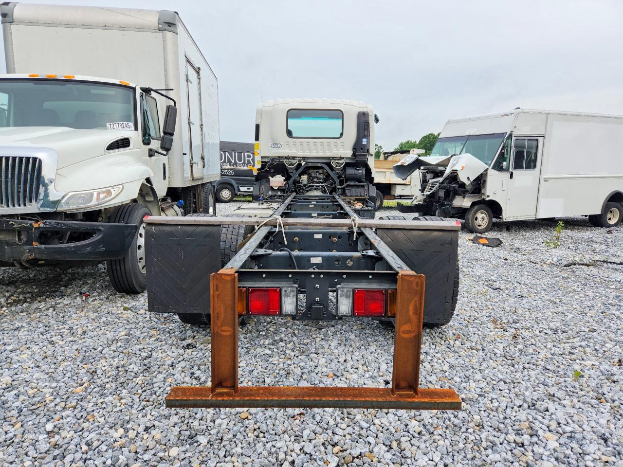 54DK6S161KSG00926 · 2019 ISUZU FTR · 6/13