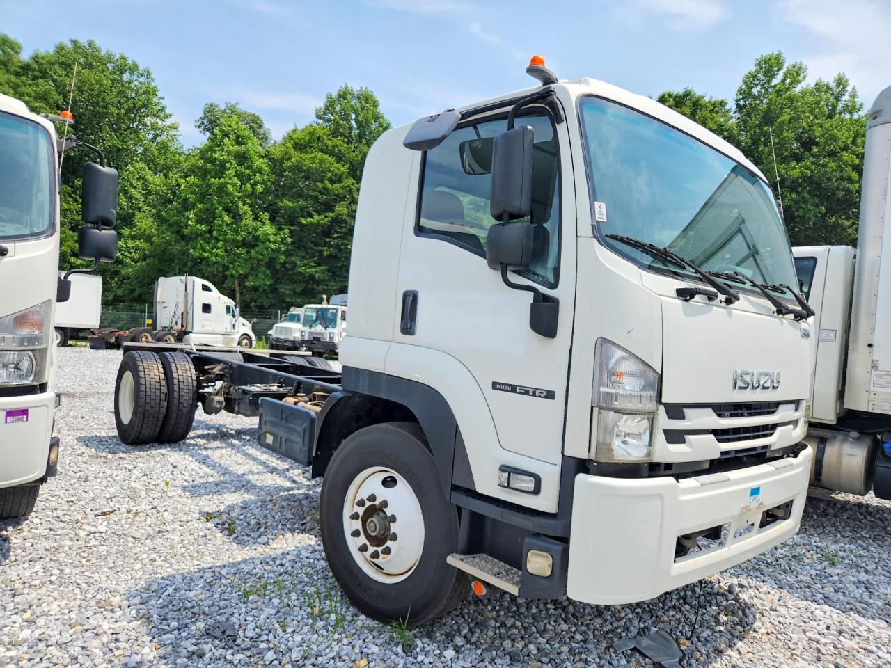 54DK6S161KSG00926 · 2019 ISUZU FTR · 4/13