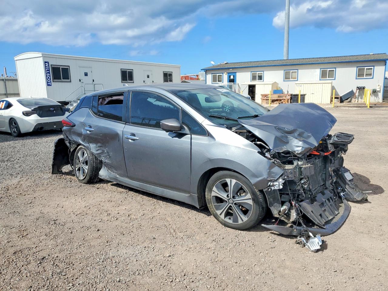 1N4AZ1CP6LC305651 · 2020 NISSAN LEAF · 4/12
