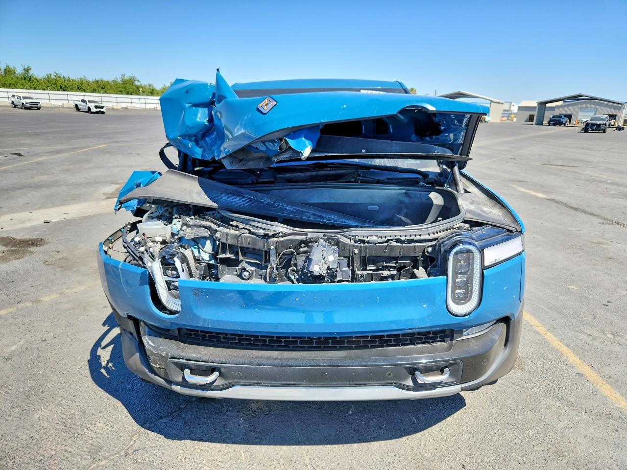 7FCTGAAAXNN003966 · 2022 RIVIAN R1T · 5/12