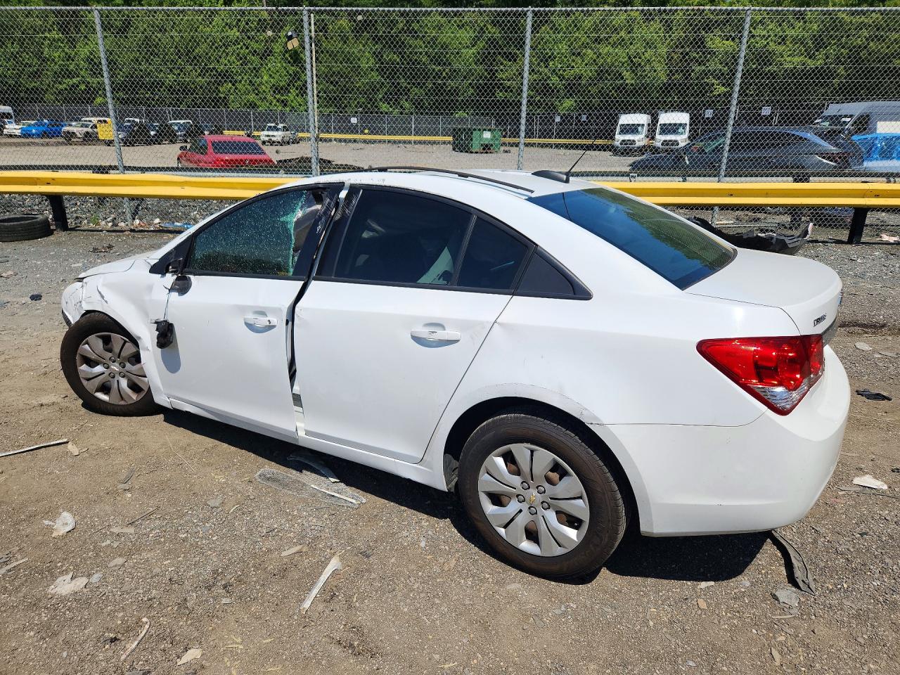 1G1PC5SH6G7114374 · 2016 CHEVROLET CRUZE LIMITED · 2/12
